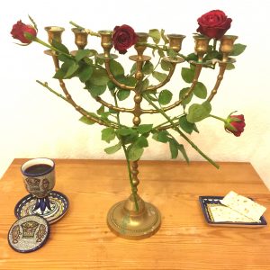 Crown of Thorns and Menorah (c) Photograph: Steffen Bürger (28.04.2017)