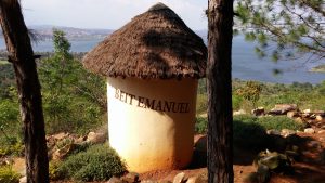 Beit Emanuel (Hütte Immanuels), Jinja Uganda (c) Foto: Steffen Bürger Di, 21. Februar 2017 (mit freundlicher Genehmigung) https://prayermountain.visionforafrica-intl.org/e-n-g-l-i-s-h/about-us/